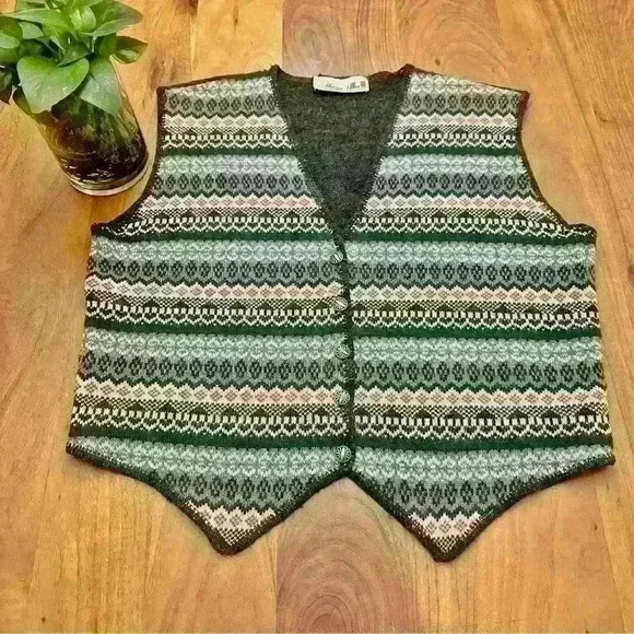 Vintage America Jackets & Blazers - Vintage BohoOversized Green Multicolored Button V-neck  Sweater Vest